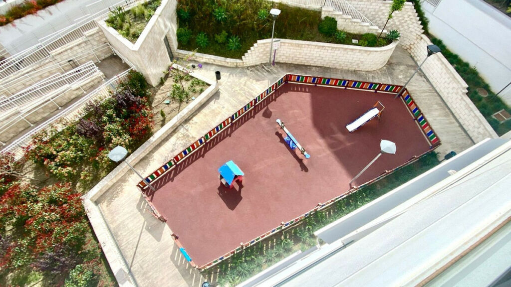 Middle Floor Apartment Estepona Málaga - image 14