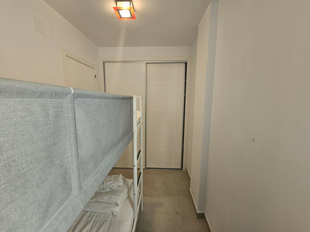Middle Floor Apartment Fuengirola Málaga - image 14