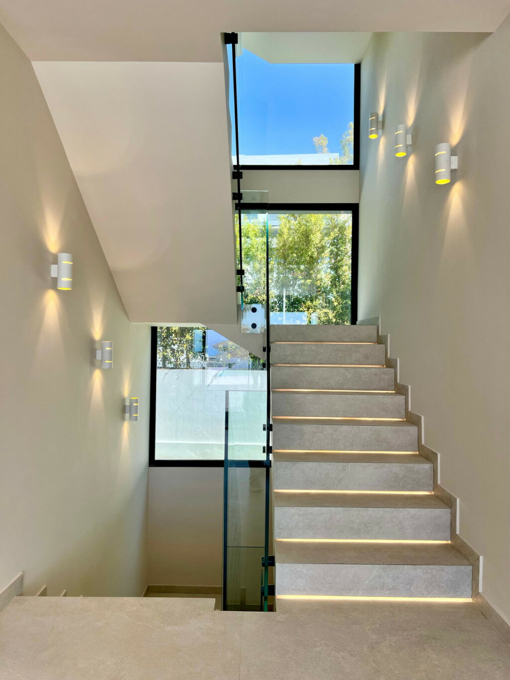 Detached Villa Marbella Málaga - image 14