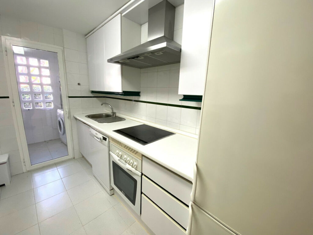 Ground Floor Apartment Nueva Andalucía Málaga - image 14
