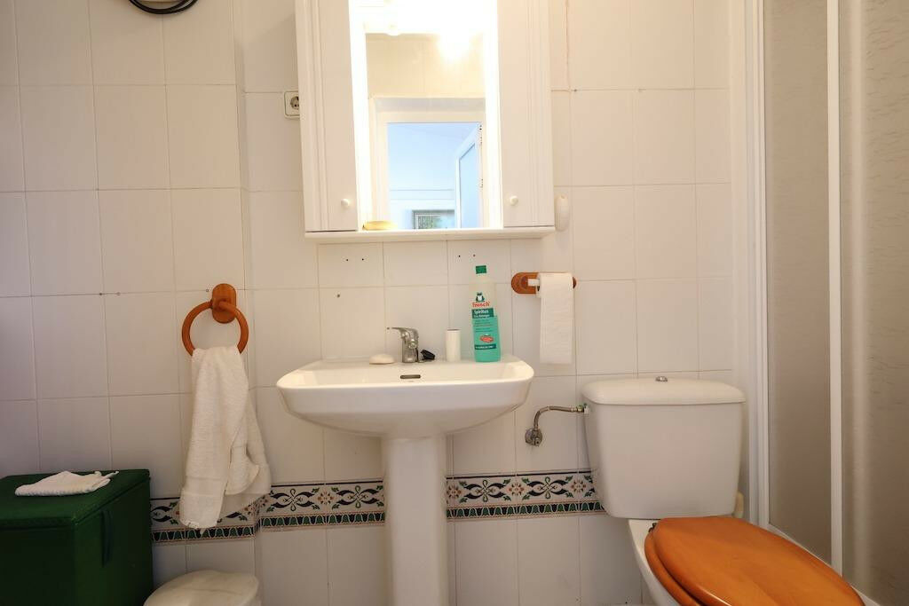 Townhouse Villamartin Alicante - image 14