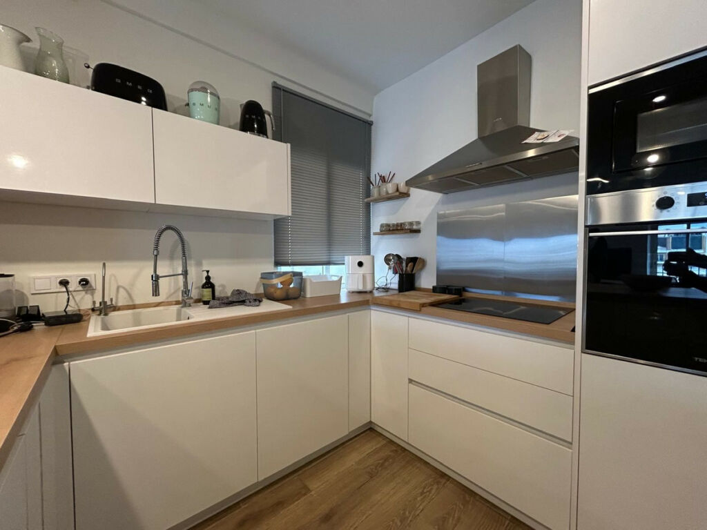 Middle Floor Apartment Alicante City Alicante - image 14