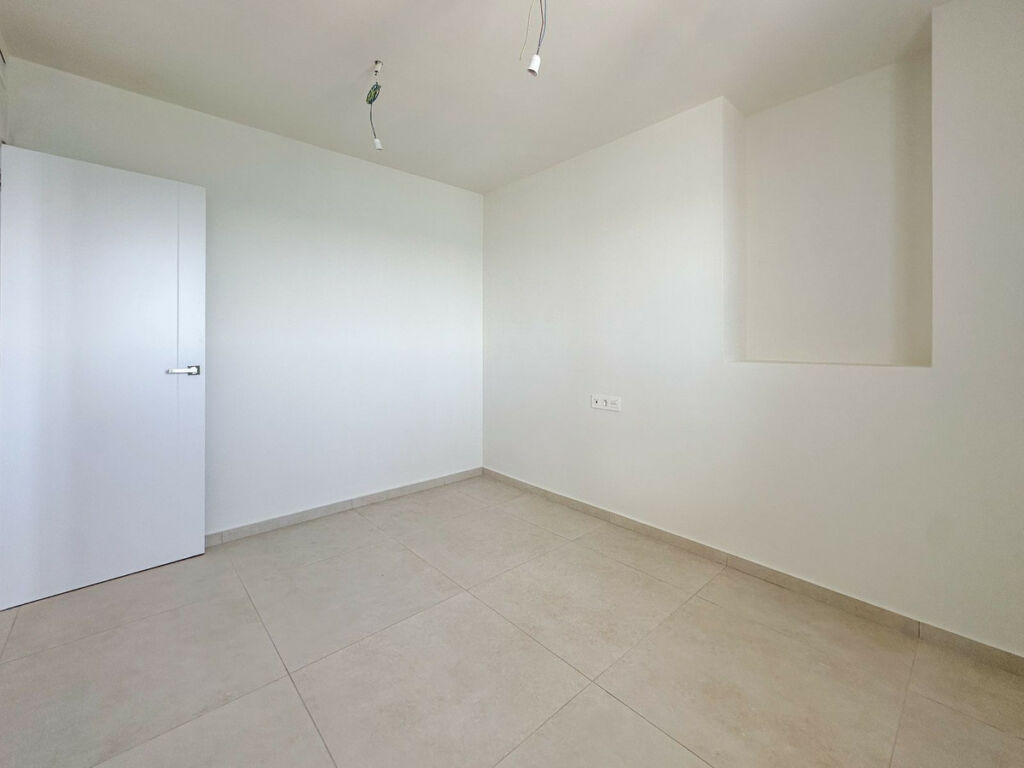 Middle Floor Apartment Fuengirola Málaga - image 14