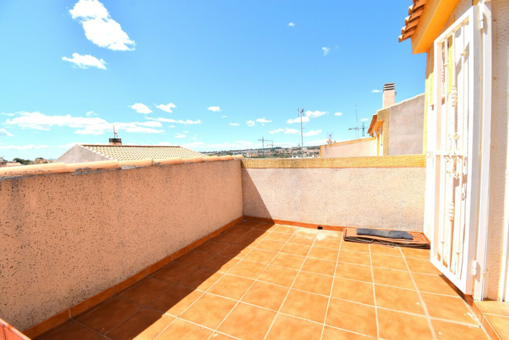 Townhouse Los Altos Alicante - image 14