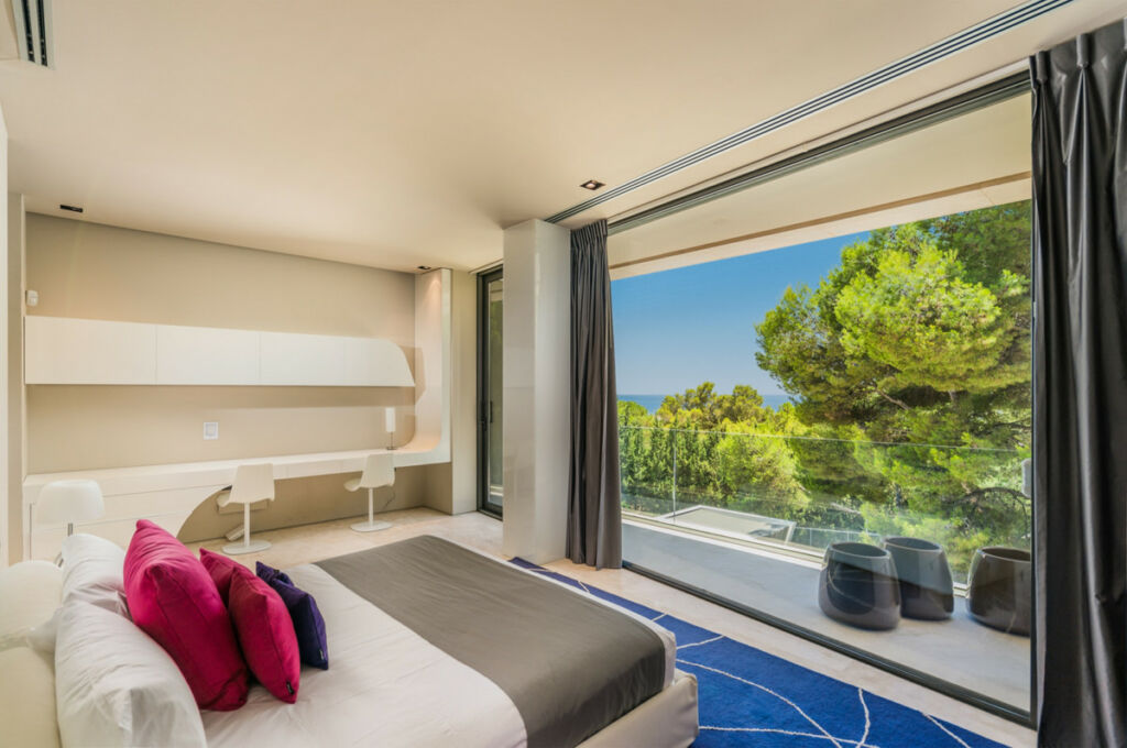 Detached Villa Marbella Málaga - image 14