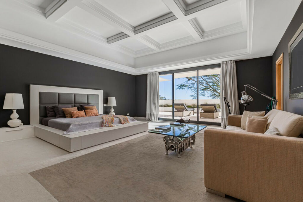 Detached Villa Benahavís Málaga - image 14