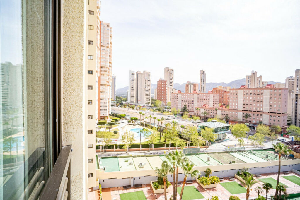 Middle Floor Apartment Benidorm Alicante - image 15