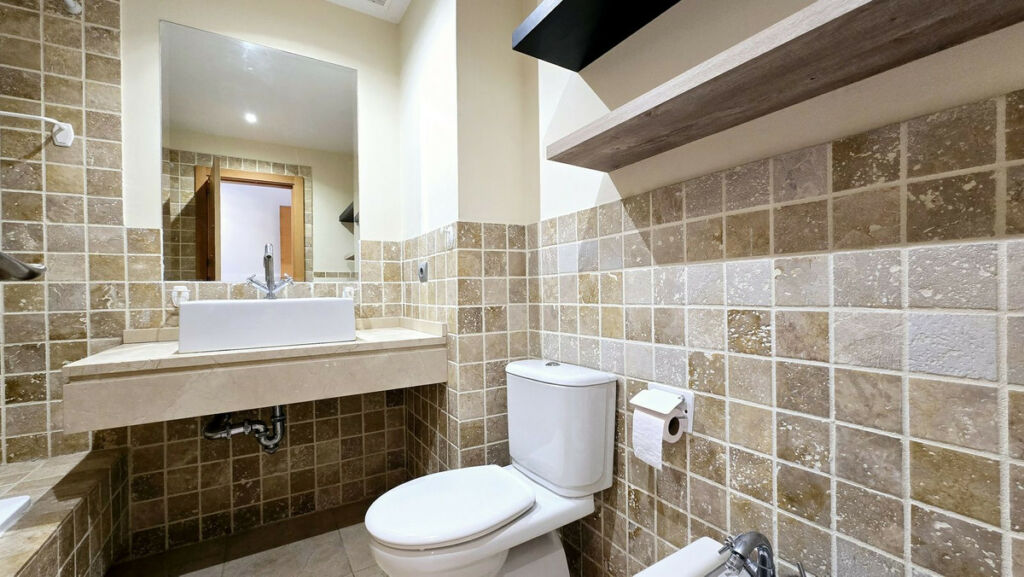 Middle Floor Apartment Estepona Málaga - image 14