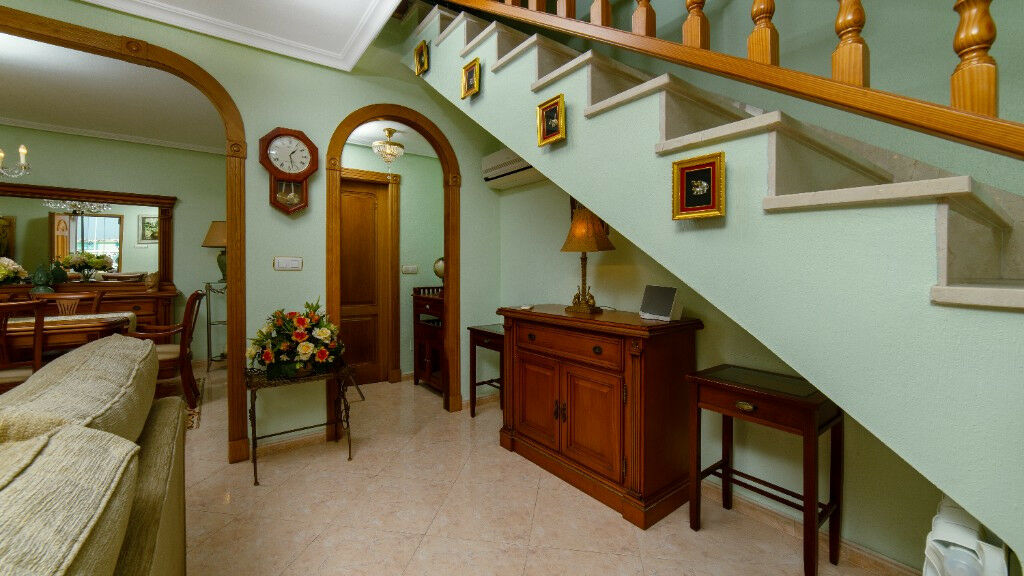 Detached Villa Los Altos Alicante - image 14