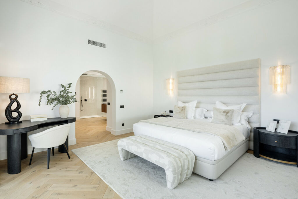 Detached Villa Benahavís Málaga - image 17
