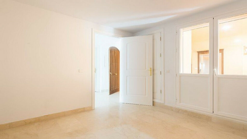 Ground Floor Apartment Marbella Málaga - image 14