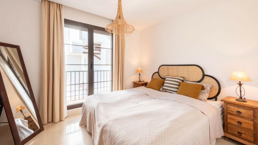 Middle Floor Apartment Los Arqueros Málaga - image 14