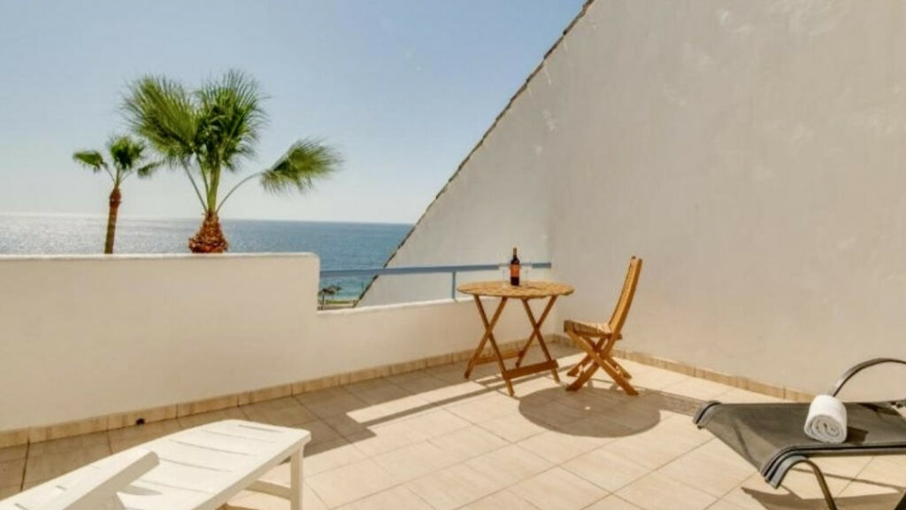 Townhouse Casares Málaga - image 14