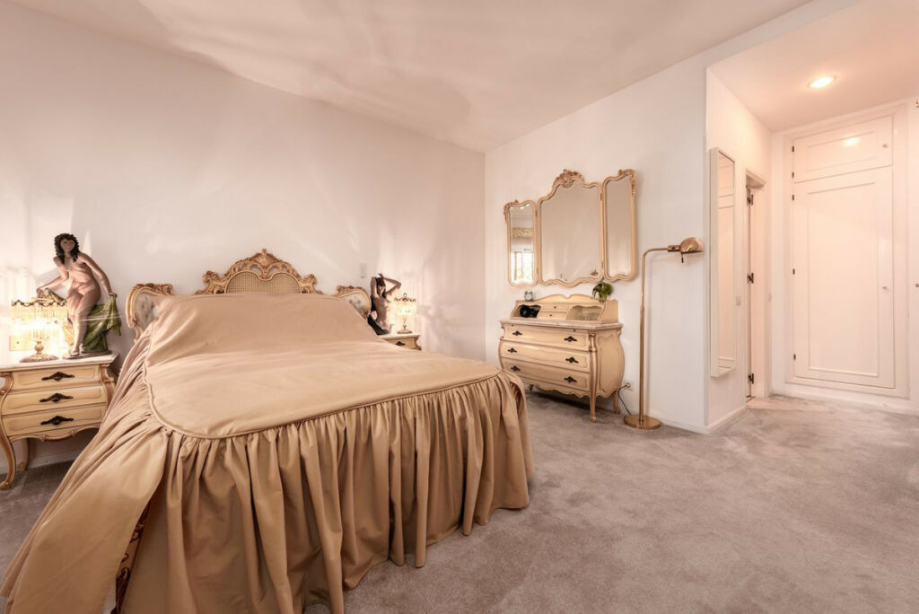 Middle Floor Apartment Nueva Andalucía Málaga - image 14