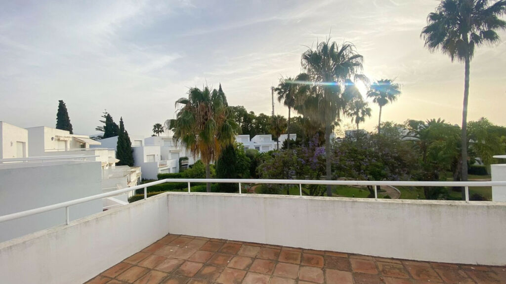 Townhouse San Pedro de Alcántara Málaga - image 15