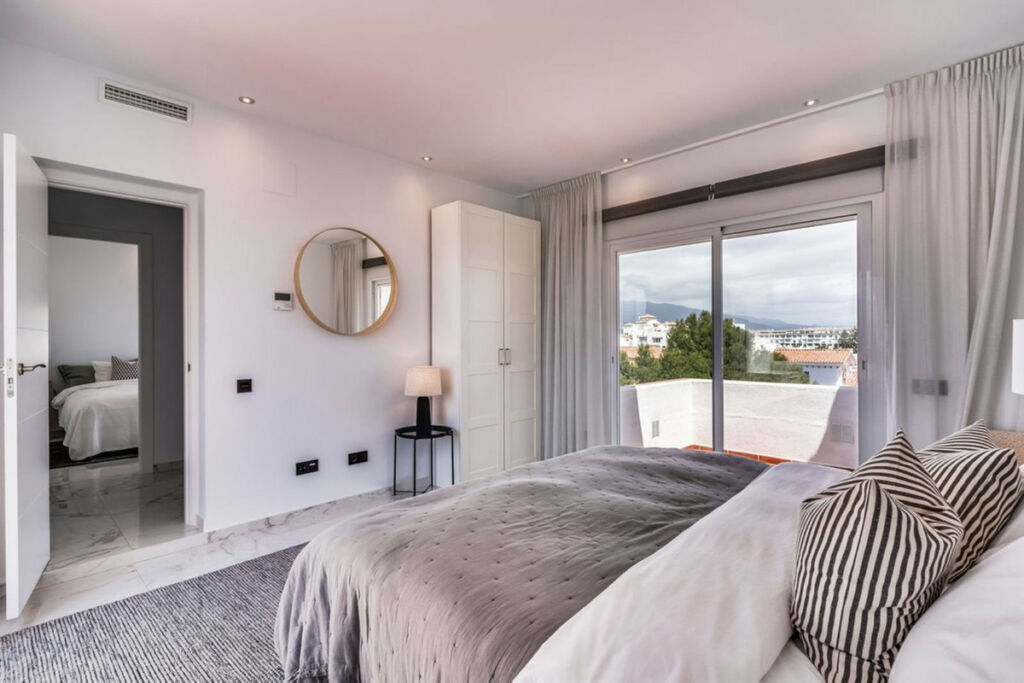 Penthouse Duplex Puerto Banús Málaga - image 15