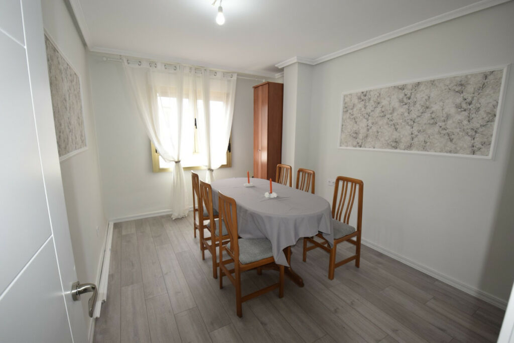 Middle Floor Apartment Guardamar del Segura Alicante - image 16
