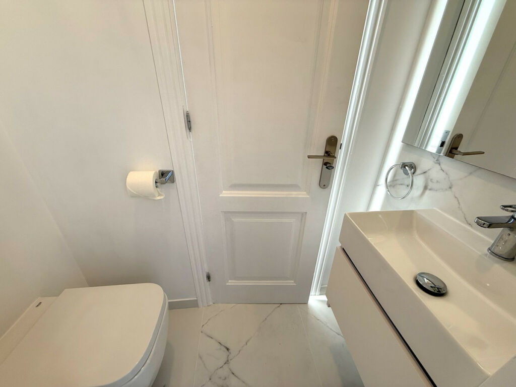 Penthouse Duplex Puerto Banús Málaga - image 15