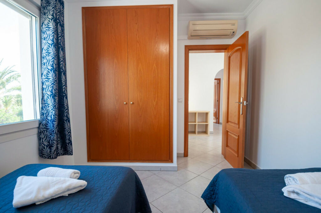Detached Villa Calpe Alicante - image 15