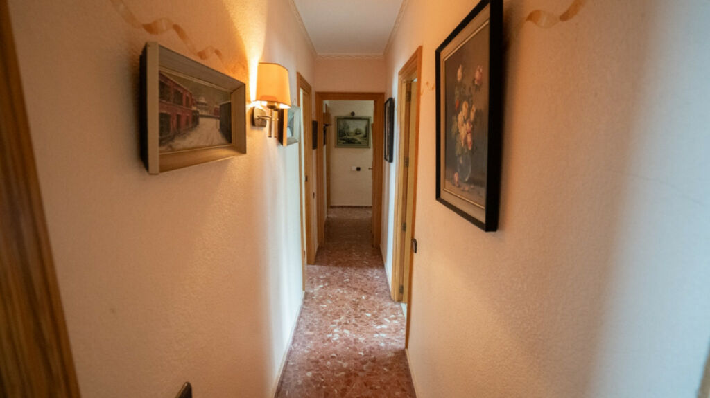 Middle Floor Apartment Torrevieja Alicante - image 15