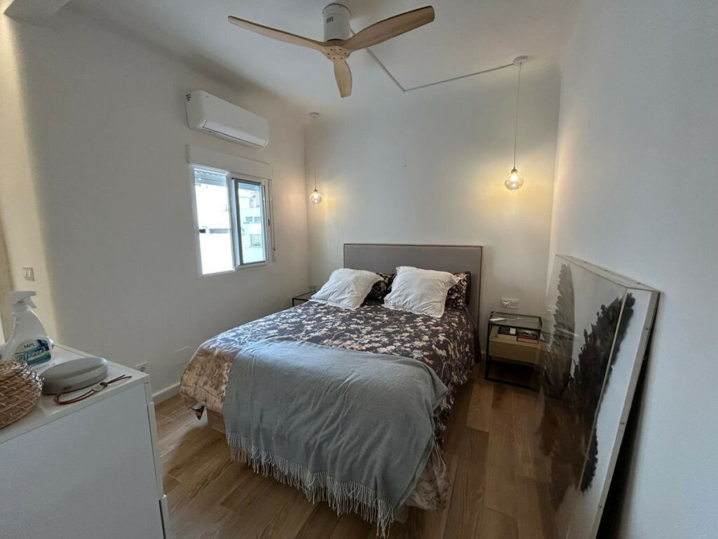 Middle Floor Apartment Alicante City Alicante - image 15