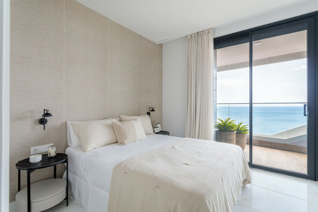 Middle Floor Apartment Benidorm Alicante - image 15
