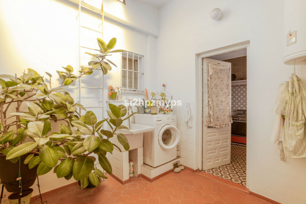 Detached Villa Nerja Málaga - image 15