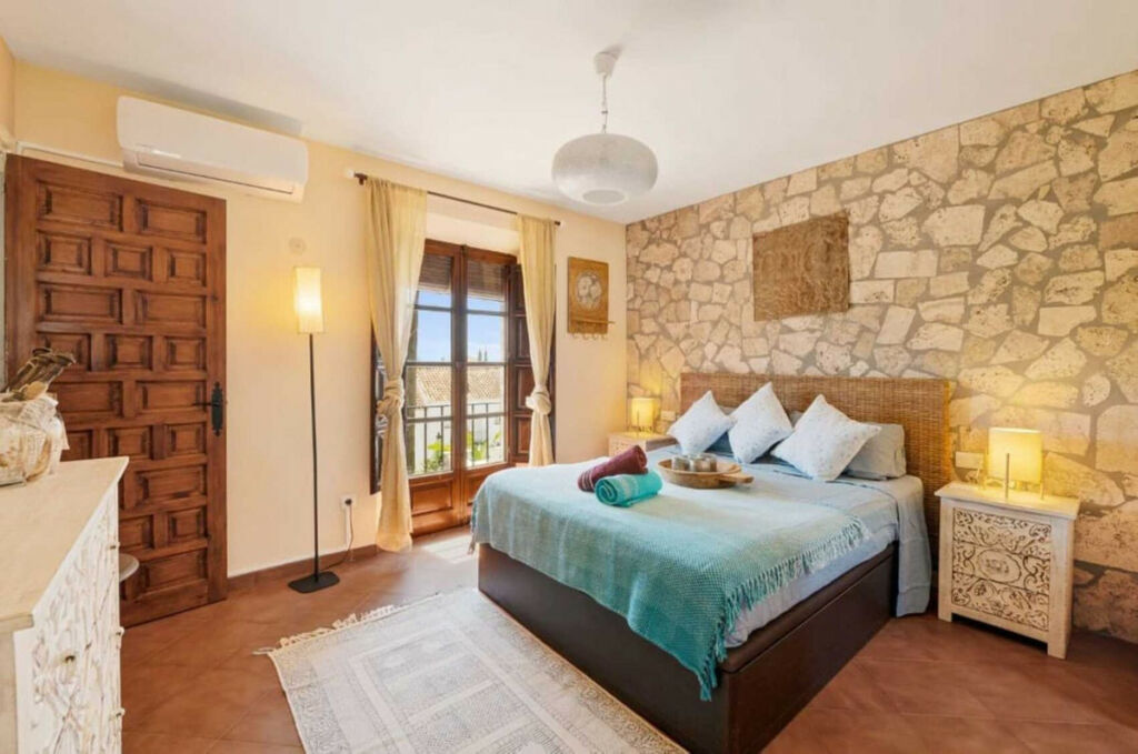 Townhouse Nueva Andalucía Málaga - image 13