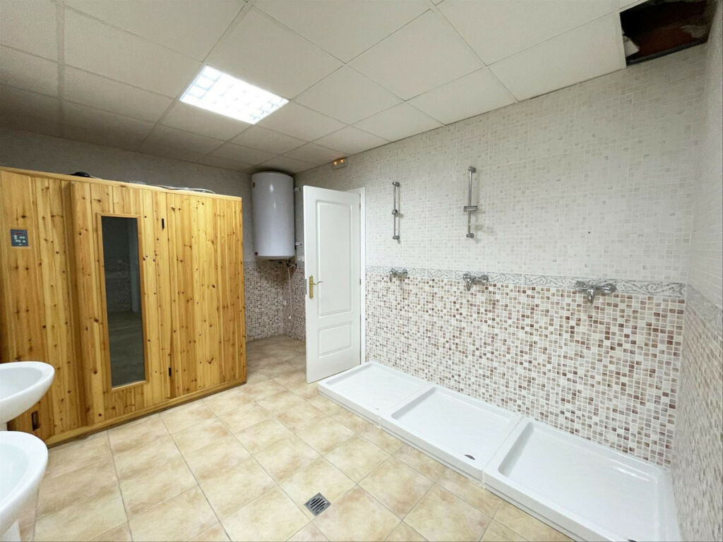Middle Floor Apartment Calpe Alicante - image 15