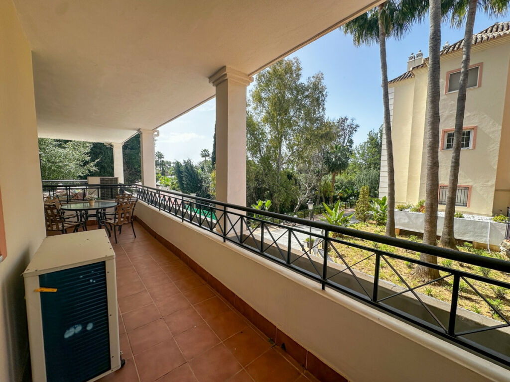 Ground Floor Apartment Nueva Andalucía Málaga - image 13