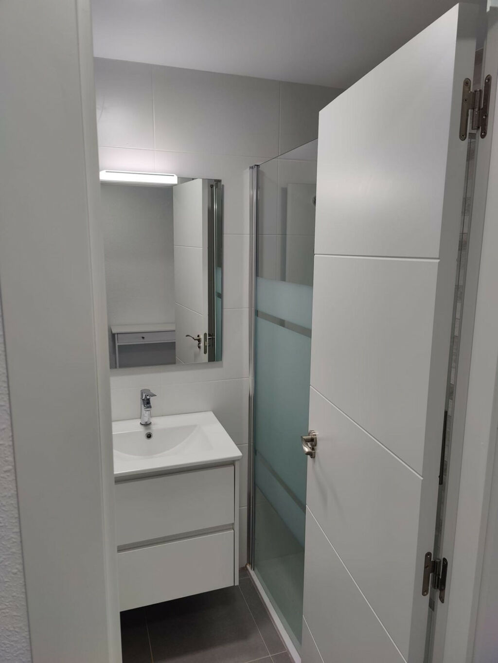 Middle Floor Apartment Torrevieja Alicante - image 15