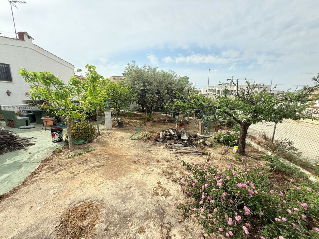 Semi-Detached House Benijofar Alicante - image 16