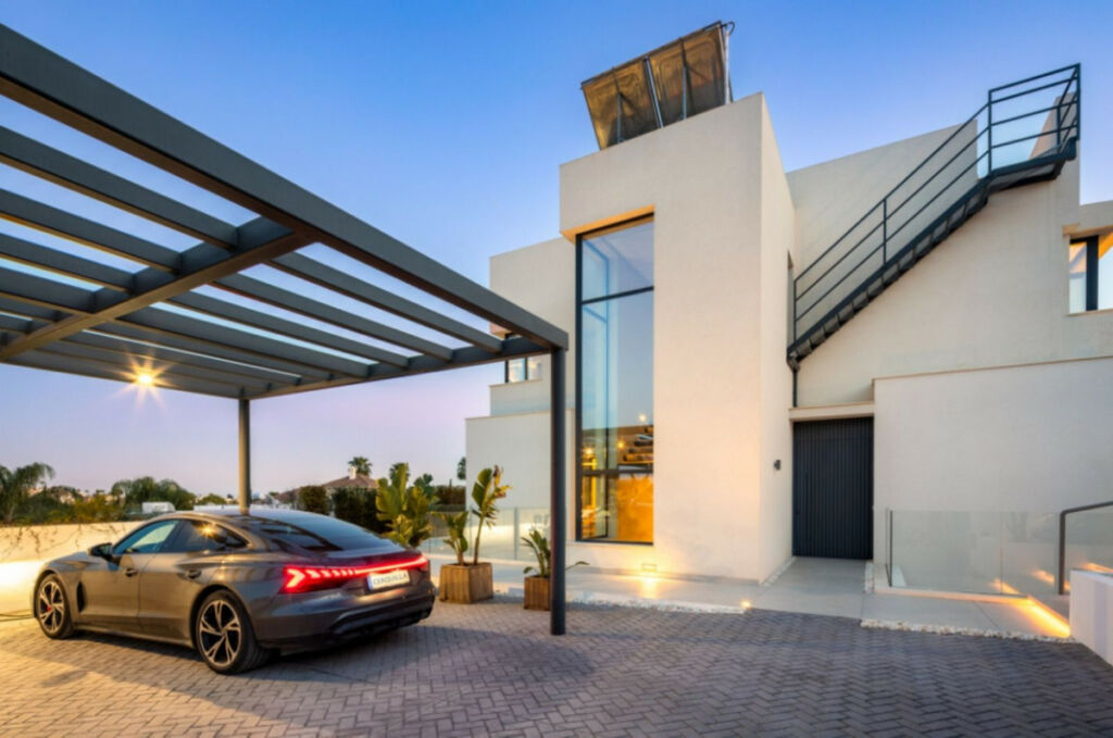 Detached Villa Marbella Málaga - image 15