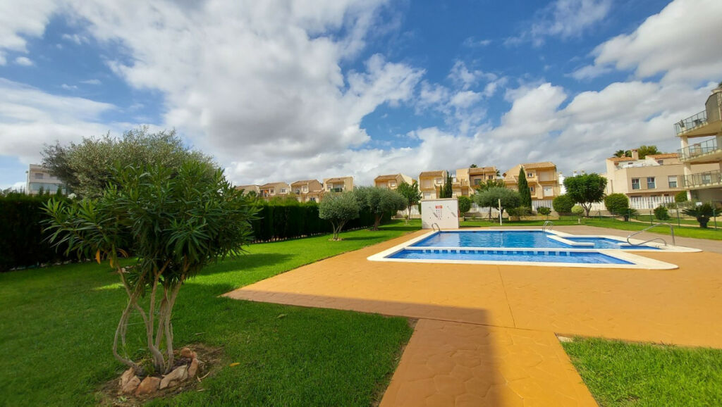Ground Floor Apartment Villamartin Alicante - image 15