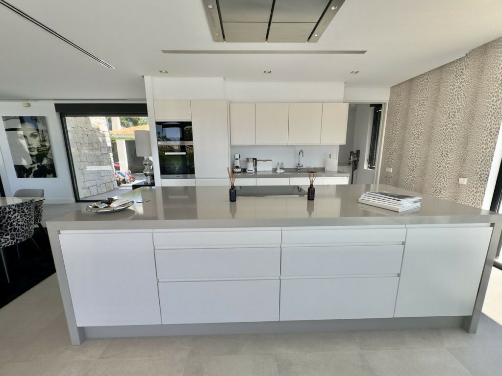 Detached Villa Los Monteros Málaga - image 14