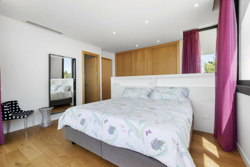 Detached Villa Costabella Málaga - image 15