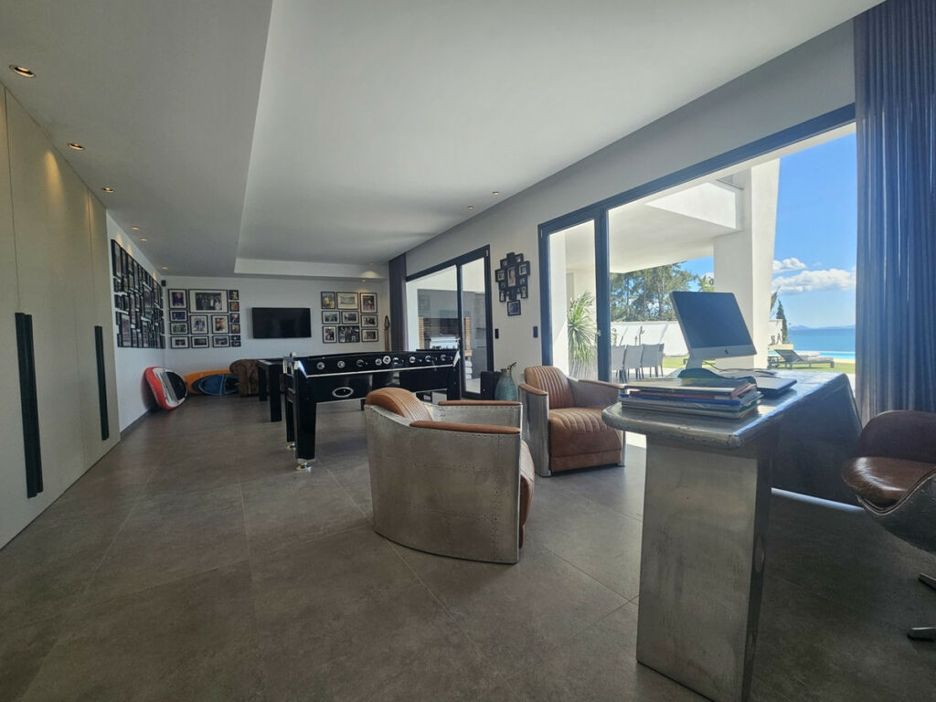 Detached Villa Cabo Roig Alicante - image 18
