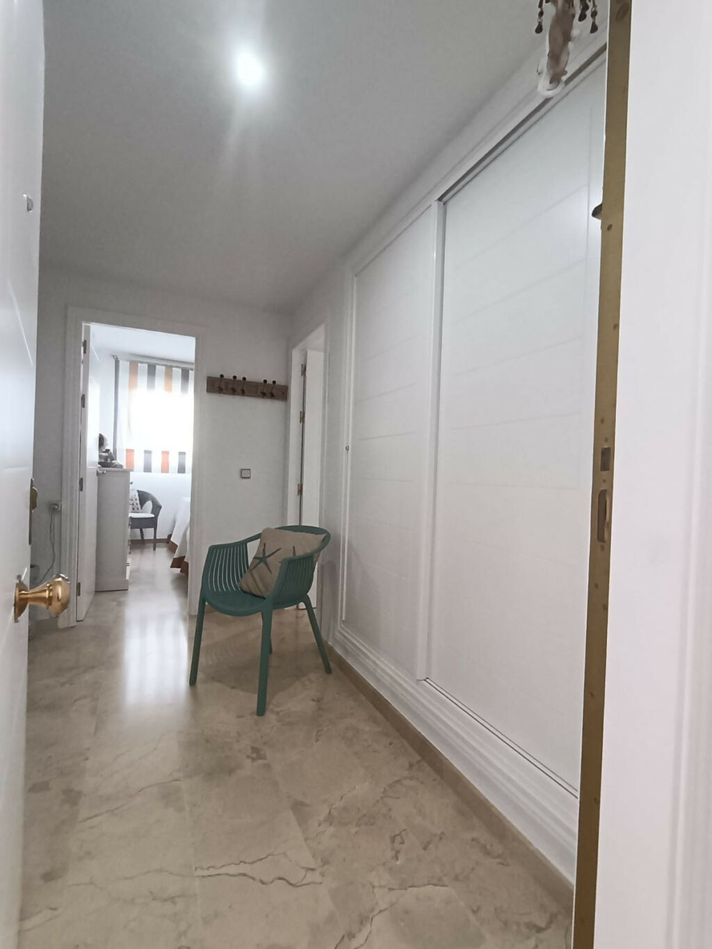 Middle Floor Apartment Estepona Málaga - image 15