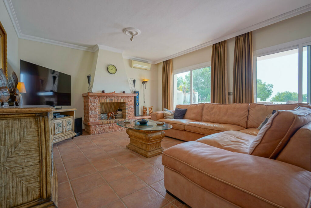Detached Villa Altea Alicante - image 16