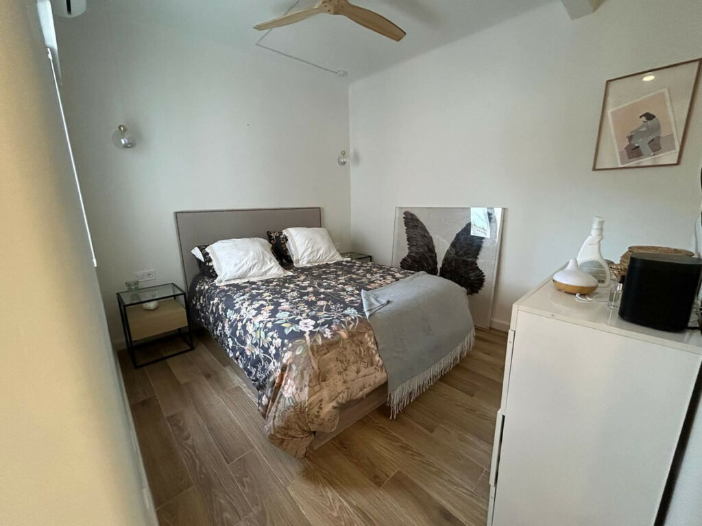 Middle Floor Apartment Alicante City Alicante - image 16