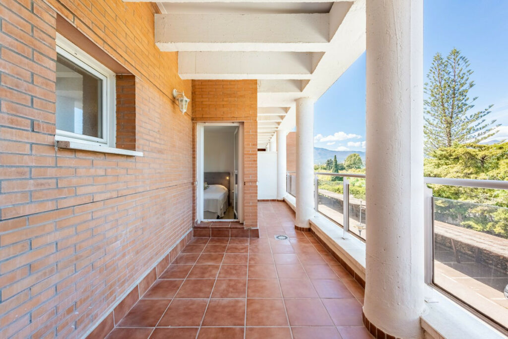 Penthouse Duplex Estepona Málaga - image 16
