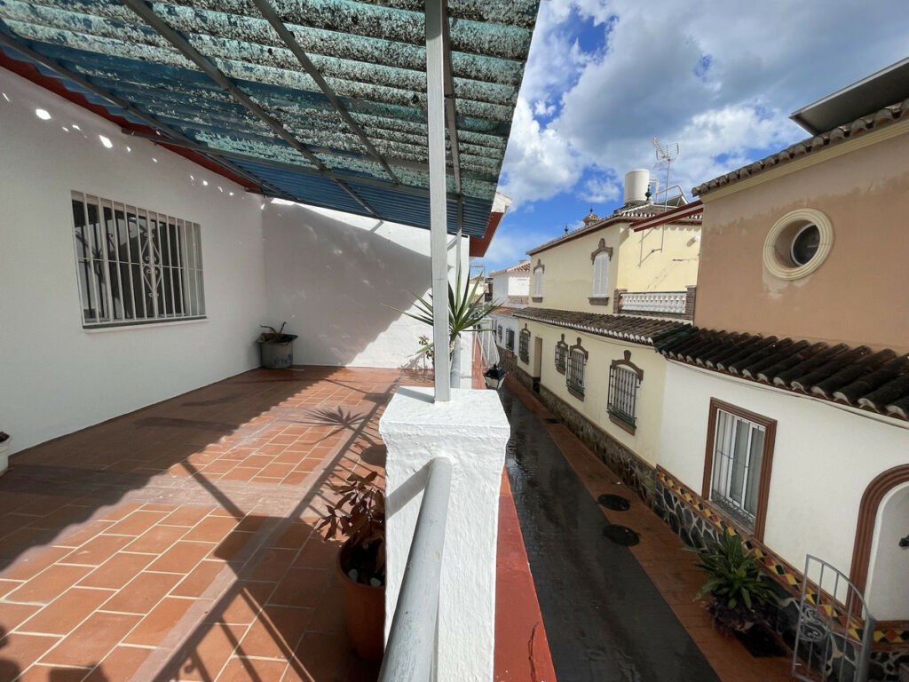 Townhouse Torrox Málaga - image 16