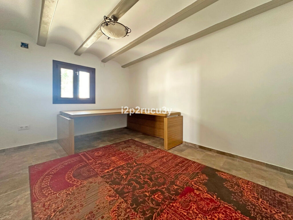 Detached Villa Moraira Alicante - image 16