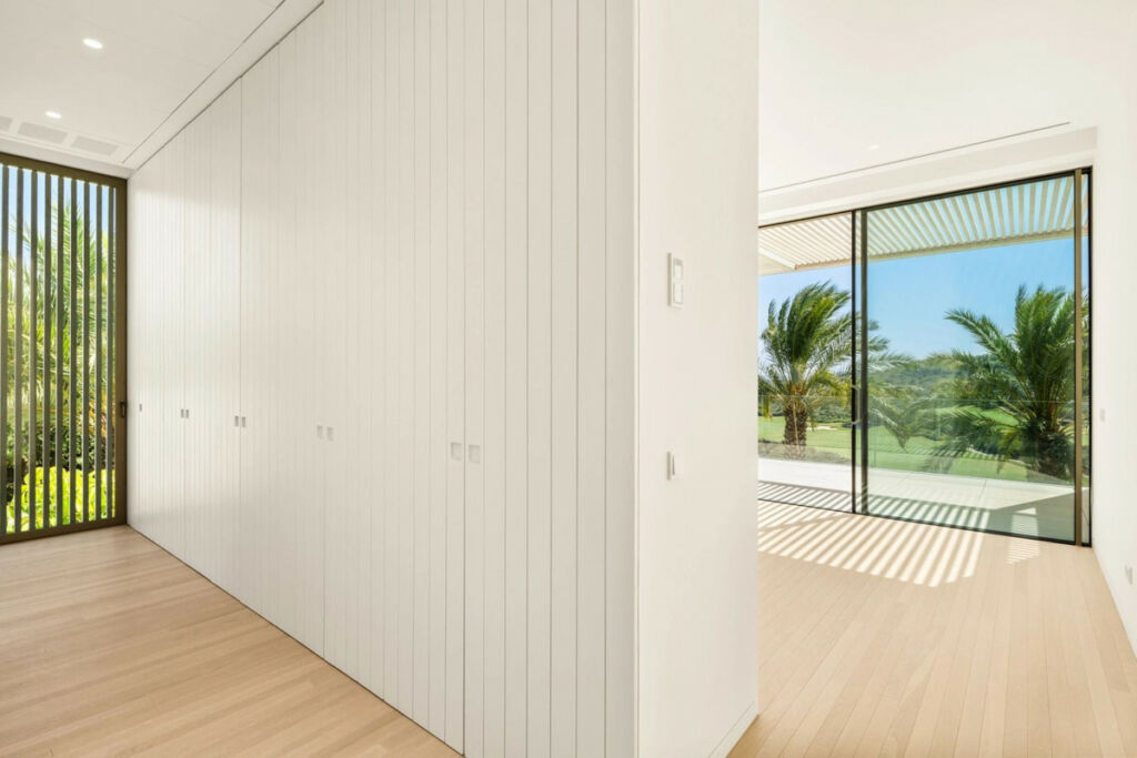 Detached Villa Casares Málaga - image 8