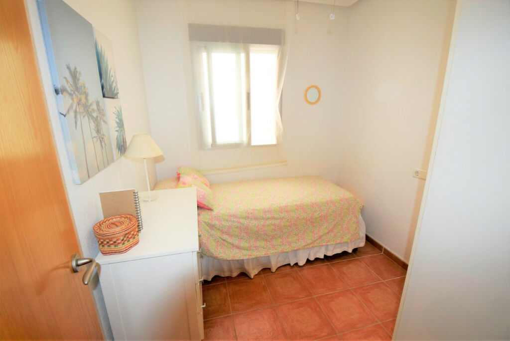 Middle Floor Apartment Guardamar del Segura Alicante - image 16