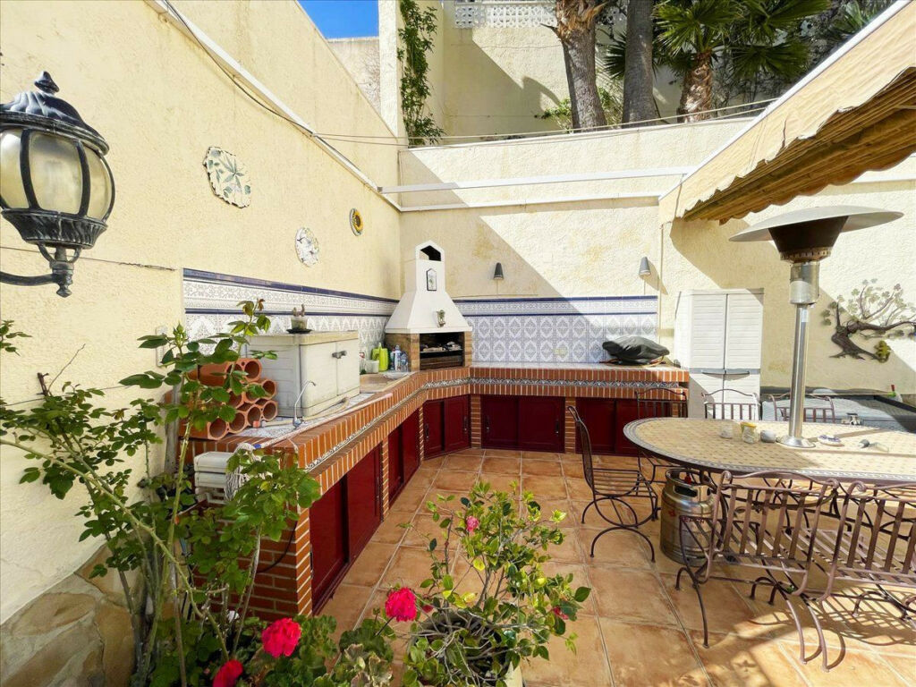 Detached Villa Calpe Alicante - image 16