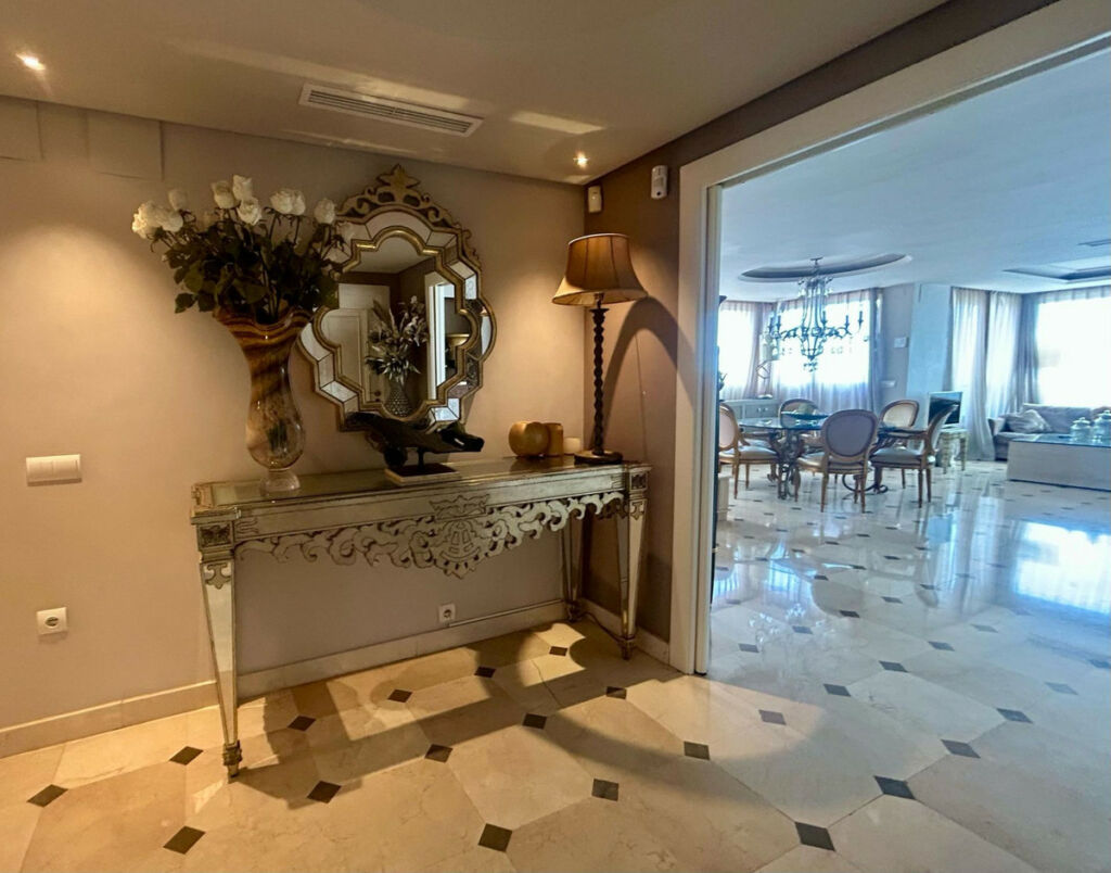 Middle Floor Apartment Benidorm Alicante - image 16