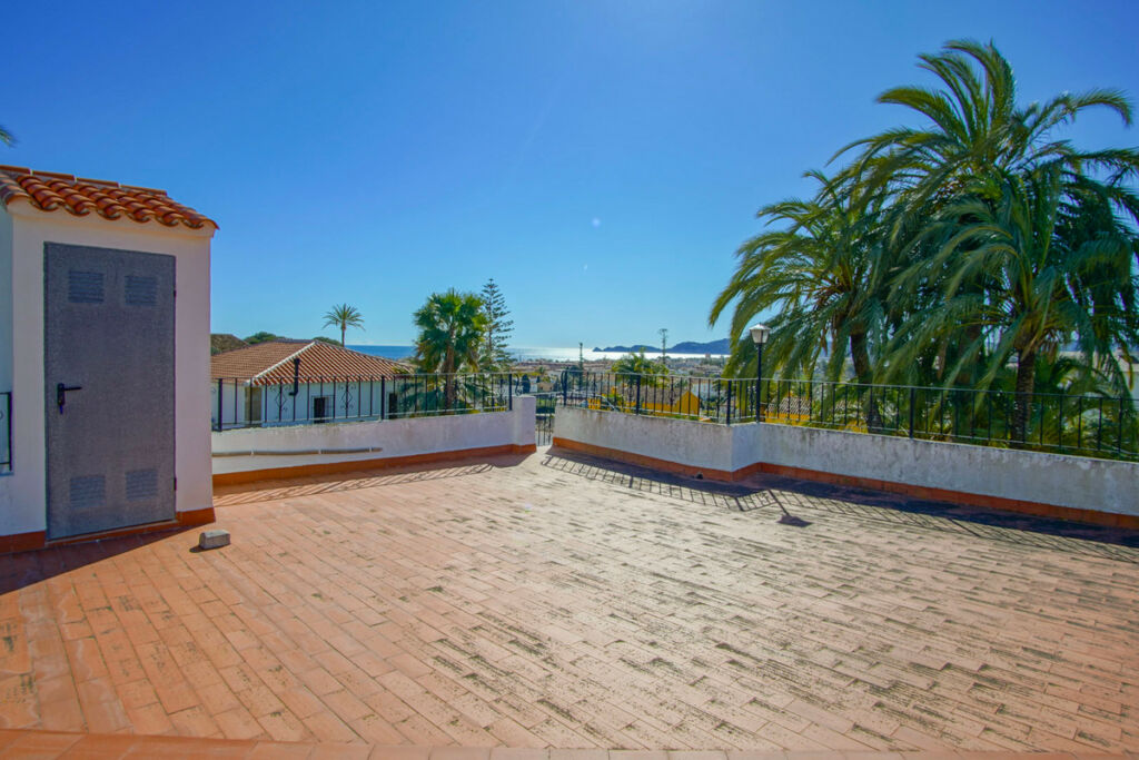 Detached Villa Javea Alicante - image 16