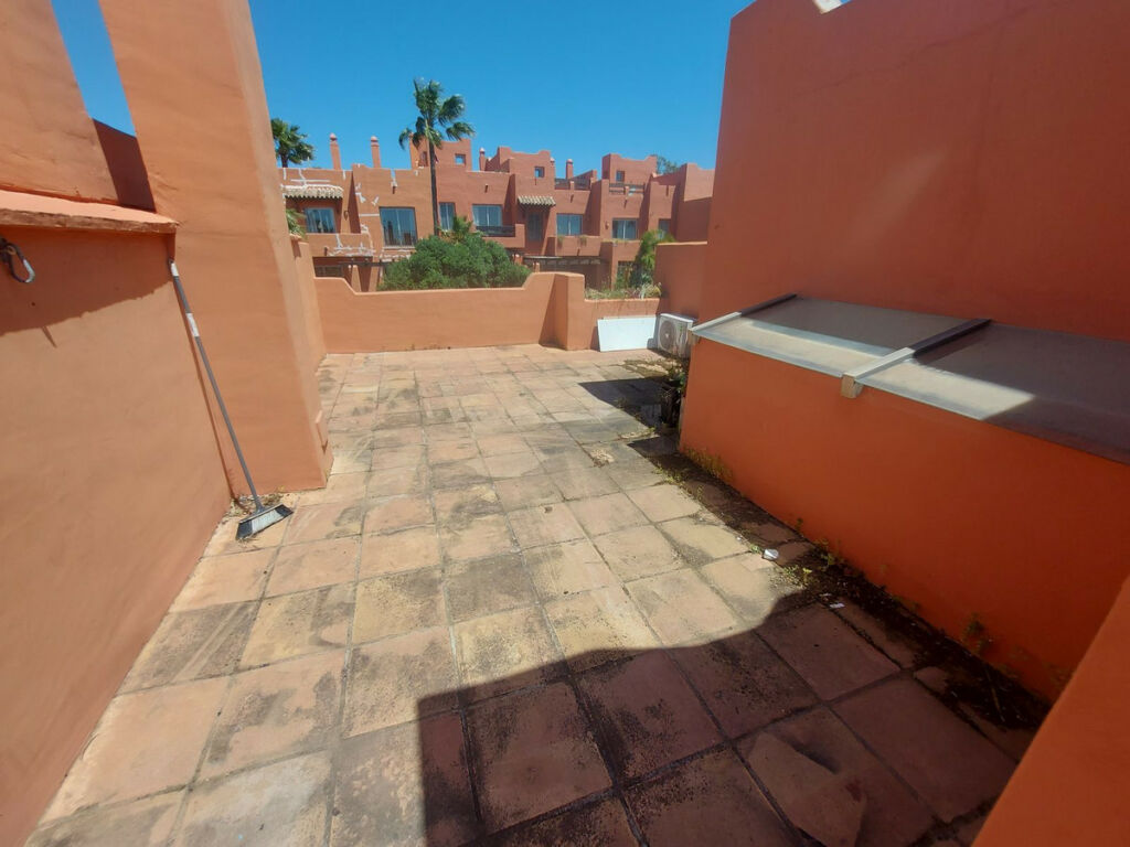 Townhouse Manilva Málaga - image 18
