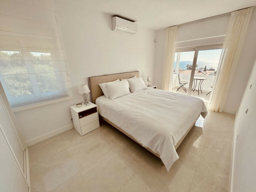 Detached Villa La Duquesa Málaga - image 16